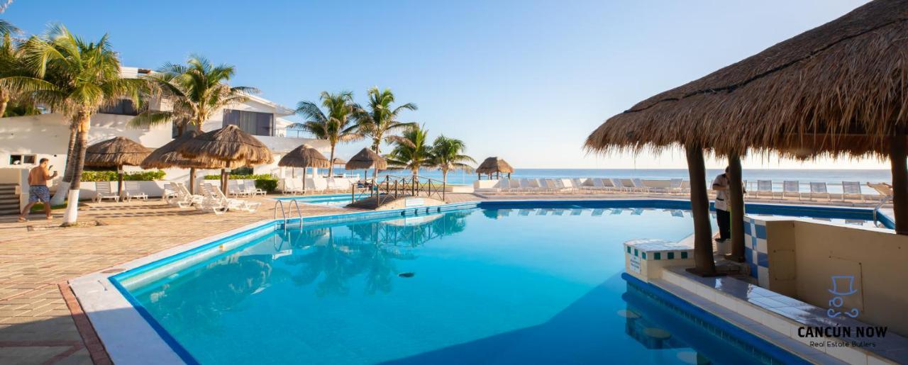 Brisas Beachfront Penthouses Cancún Esterno foto