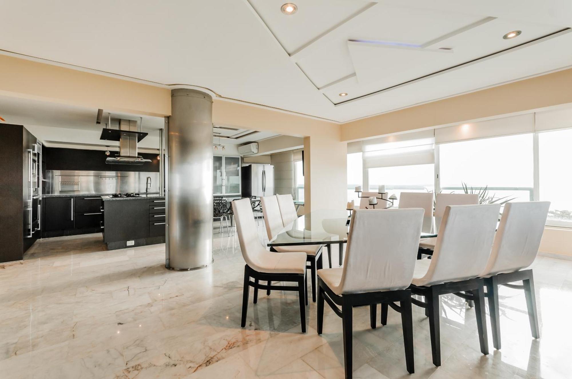 Brisas Beachfront Penthouses Cancún Esterno foto